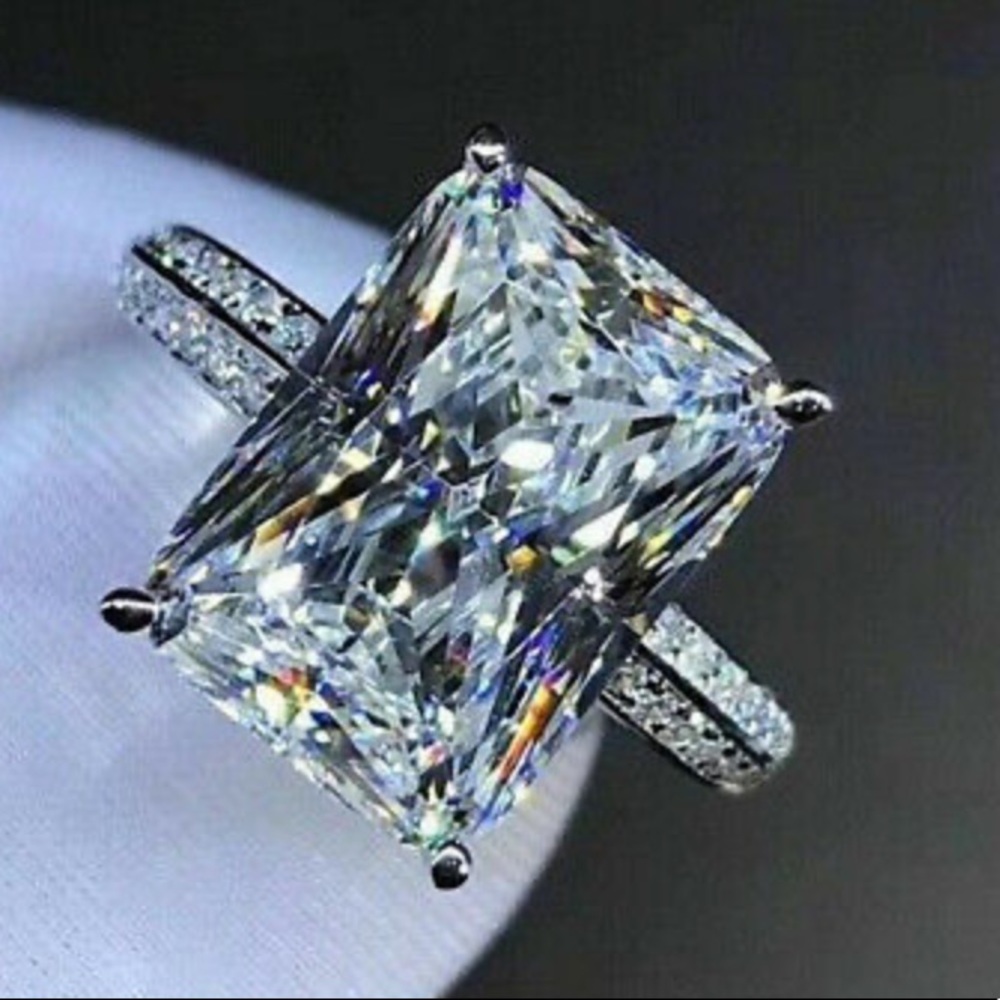 NEW Gorgeous 925 Silver Ring Wedding Engagement